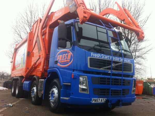 2007 (57 Reg) Volvo FM, c/w Heil Front End Loader 