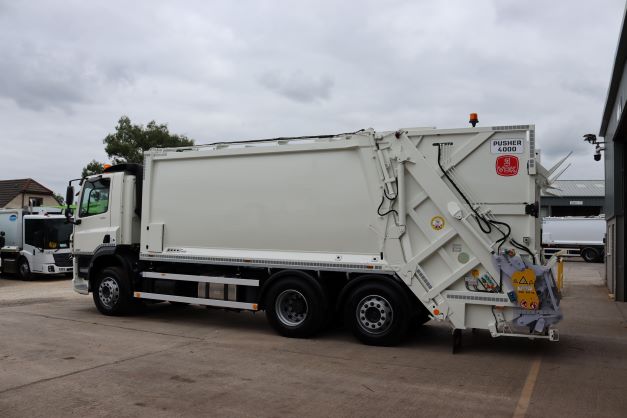 BRAND NEW, Euro 6, DAF CF, MOL VDK Pusher 4000, MOL VDK CB011 Trade, 6x2 RS, 26T