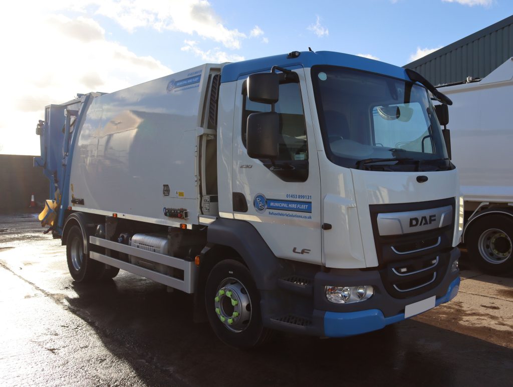 Front offside of a DAF LF 230 fitted with NTM K-2K refuse collection body