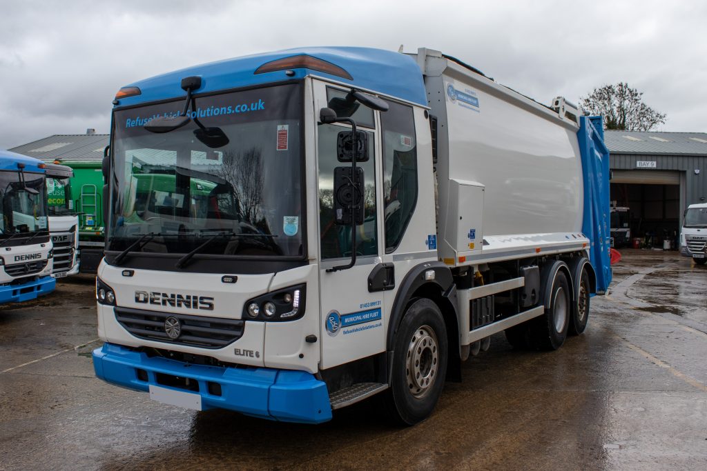 Front nearside of a Dennis Elite 6 fitted with Olympus Ol19N body and Terberg OmniDEL domestic lift