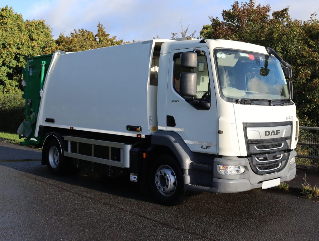 Front offside of an Electric DAF LF fitted with NTM K-Maxi Trade body