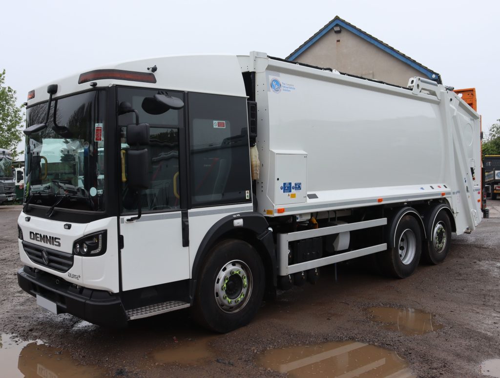 Front nearside of a Dennis Elite+ fitted with Olymous OL19N body and Terberg OmniDEL domestic lift